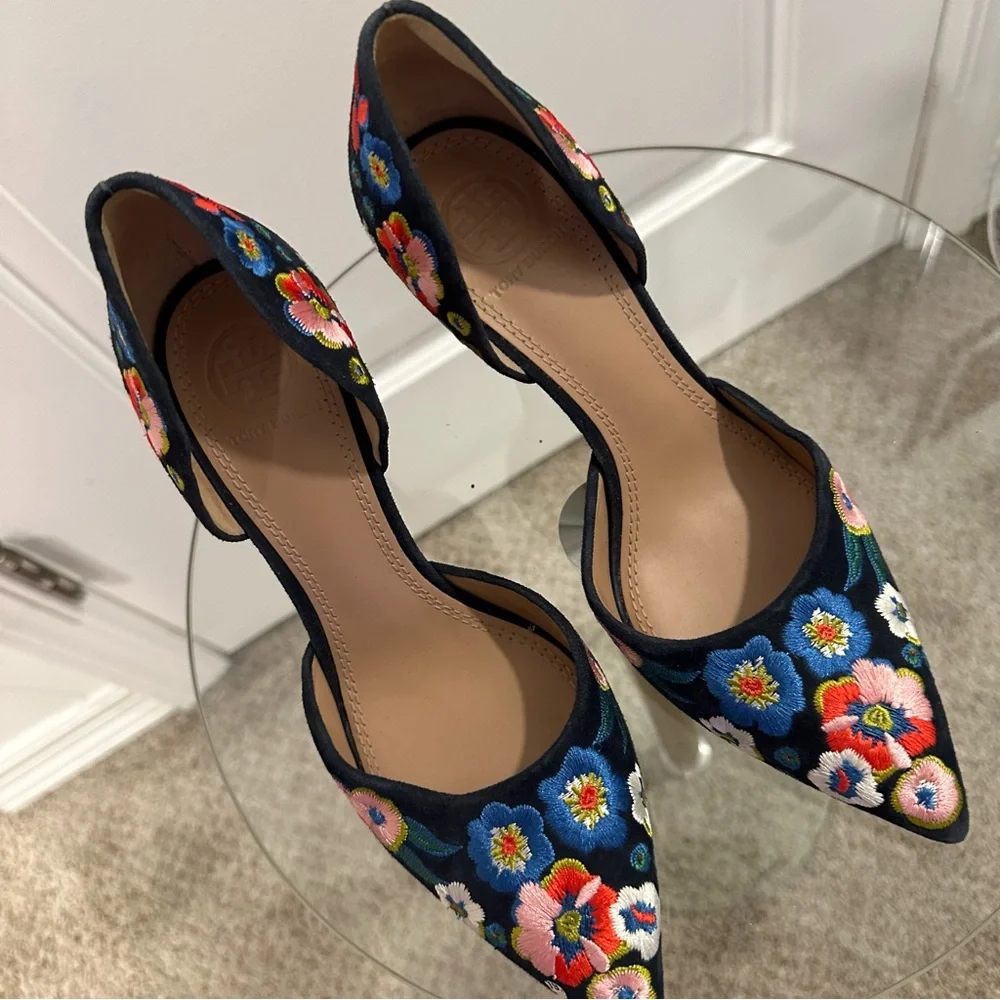 Tory Burch Rosemont Embroidered d'Orsay Pump Heels in Navy Blue, size 6.5